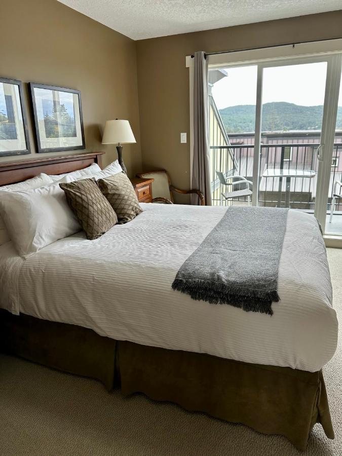 Vila Race Rocks Townhouse - Sooke Exteriér fotografie