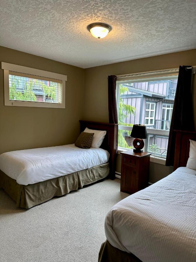 Vila Race Rocks Townhouse - Sooke Exteriér fotografie